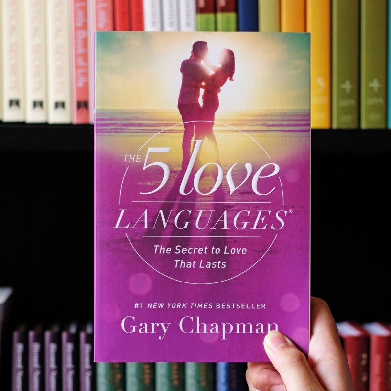 The 5 Love Languages: The Secret To Love That Lasts, Gary Chapman